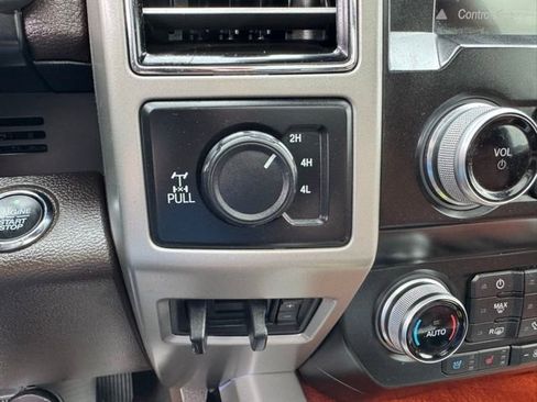 Used 2019 Ford F250 King Ranch w/ King Ranch Ultimate Package image 23