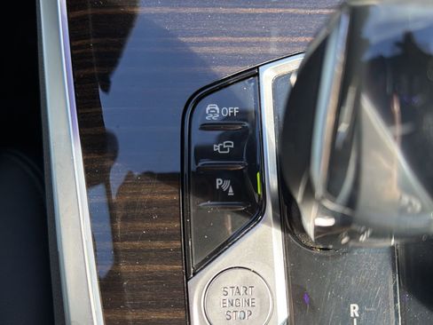 Used 2021 BMW X5 xDrive40i w/ Convenience Package image 73