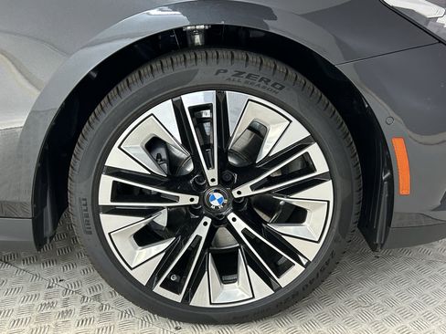 Used 2025 BMW 530i image 20