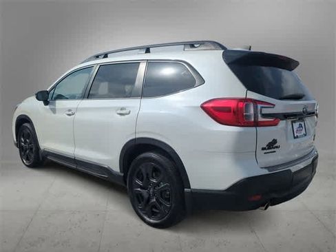 Used 2023 Subaru Ascent Onyx Edition image 6