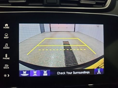 Used 2022 Honda CR-V Touring image 20