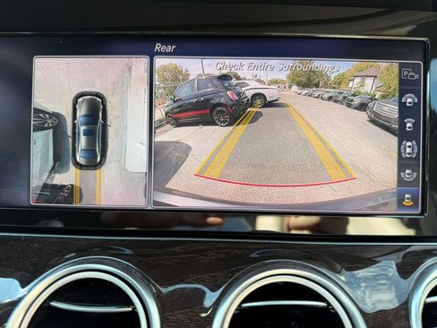 Used 2019 Mercedes-Benz E 300 4MATIC image 23