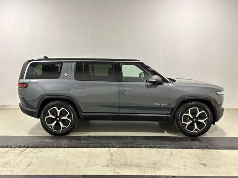 Used 2024 Rivian R1S Adventure image 6
