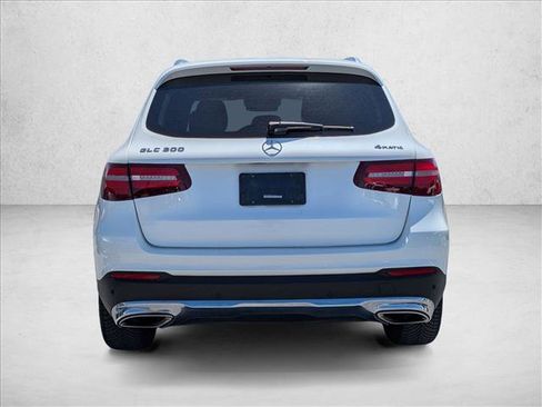 Used 2017 Mercedes-Benz GLC 300 4MATIC image 6