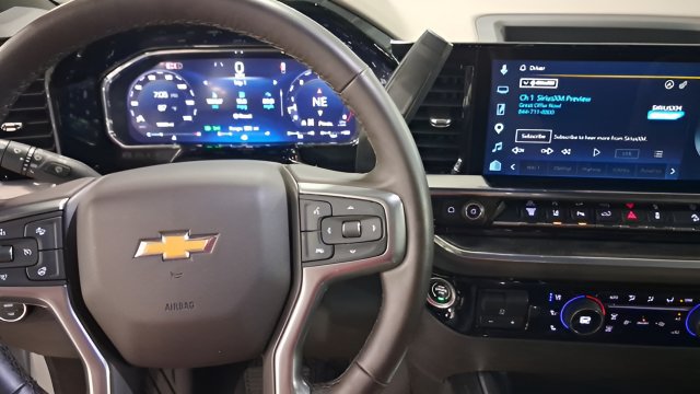 Used 2026 Chevrolet Silverado 3500 LTZ w/ LTZ Premium Package AWD/4WD image 12
