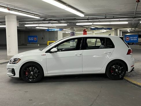Certified 2021 Volkswagen GTI S image 32