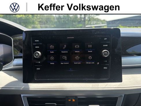 New 2026 Volkswagen Taos SE AWD/4WD image 23