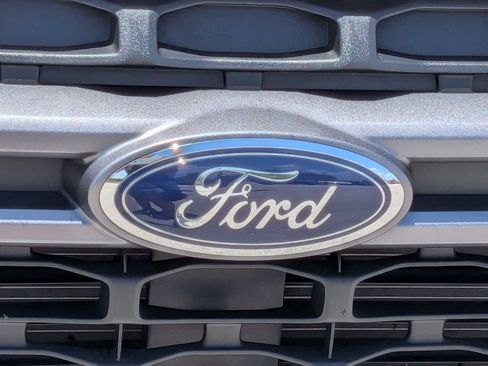 Used 2022 Ford Maverick XLT FWD image 13
