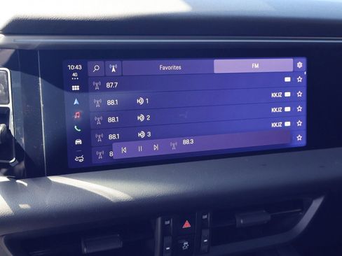 New 2026 Porsche Macan Electric RWD image 16