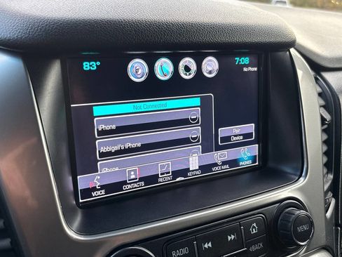 Used 2016 Chevrolet Suburban LT image 18