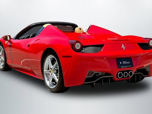 Used 2012 Ferrari 458 Spider RWD image 5