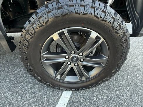 Used 2022 Ford F150 XLT w/ Equipment Group 302A High AWD/4WD image 31