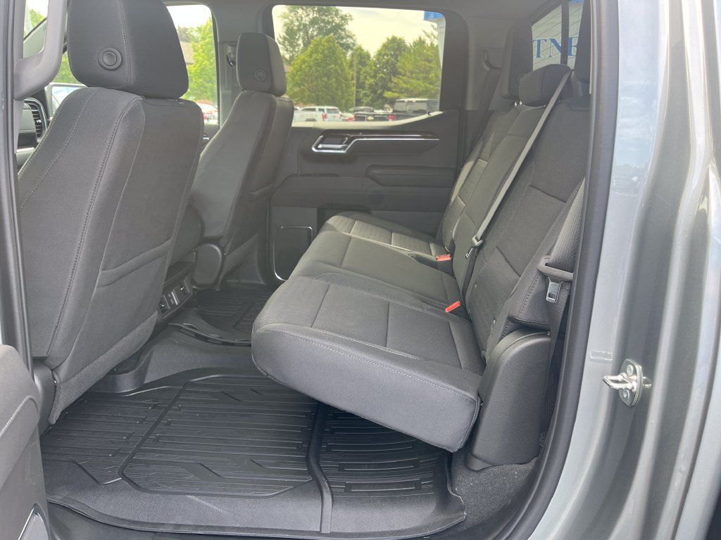 New 2026 GMC Sierra 1500 SLE AWD/4WD image 26