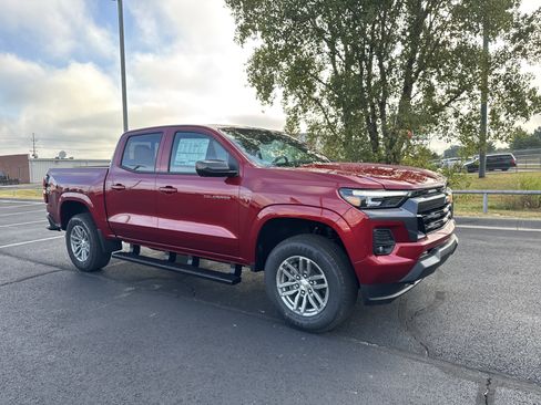 New 2026 Chevrolet Colorado LT w/ LT Convenience Package AWD/4WD image 4