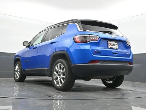 Used 2025 Jeep Compass Limited AWD/4WD image 51