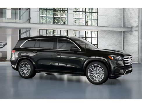 New 2026 Mercedes-Benz GLS 580 4MATIC image 12
