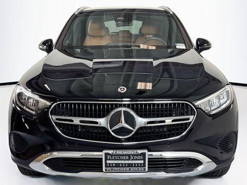 Used 2026 Mercedes-Benz GLC 300 4MATIC image 2