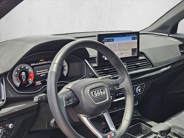 Used 2024 Audi SQ5 Prestige AWD/4WD image 11
