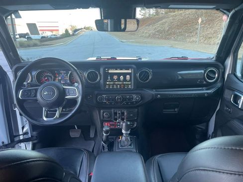 Used 2022 Jeep Wrangler Unlimited Rubicon w/ Trailer Tow Package image 24