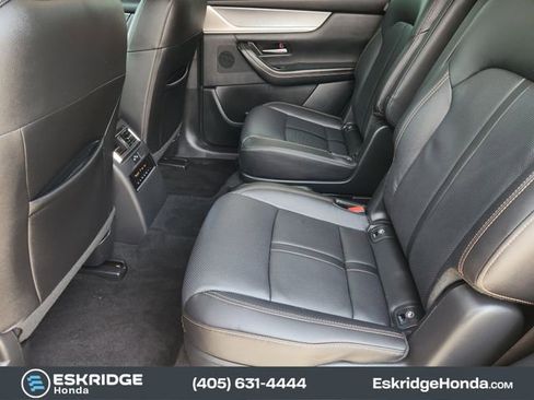 Used 2025 MAZDA CX-90 3.3 Turbo w/ Preferred Package AWD/4WD image 32