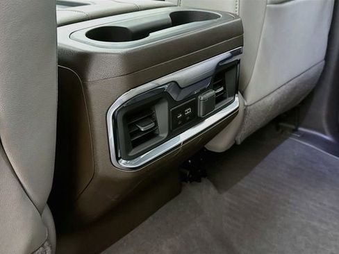 Used 2022 Chevrolet Silverado 2500 LTZ AWD/4WD image 24