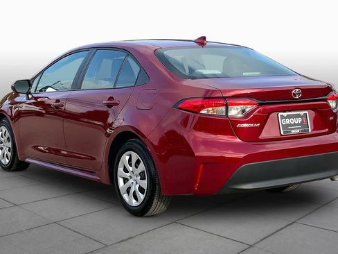 Used 2025 Toyota Corolla LE FWD image 12