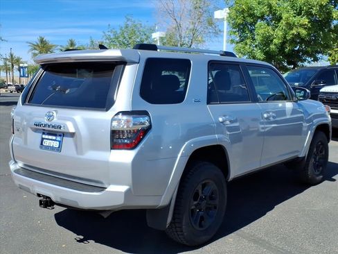 Used 2024 Toyota 4Runner SR5 image 4