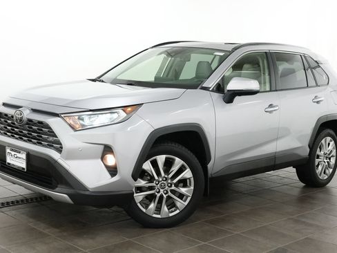 Used 2019 Toyota RAV4 Limited AWD/4WD image 1