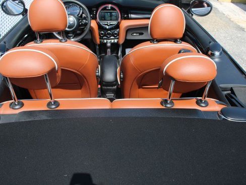 Used 2019 MINI Cooper S w/ Signature Upholstery Package FWD image 38