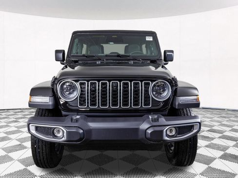New 2026 Jeep Wrangler Unlimited Sahara AWD/4WD image 9