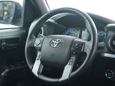 Used 2021 Toyota Tacoma TRD Sport image 13