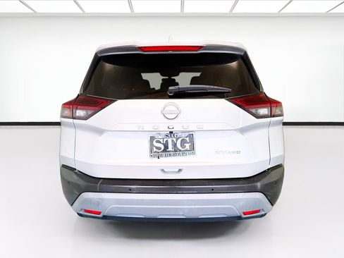 Used 2023 Nissan Rogue SV AWD/4WD image 5