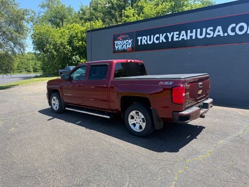 Used 2017 Chevrolet Silverado 1500 LT w/ All Star Edition AWD/4WD image 3