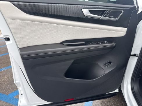 Used 2024 Volkswagen Atlas Cross Sport SEL Premium R-Line image 14