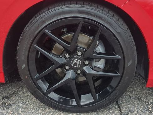 Used 2025 Honda Civic Sport image 10