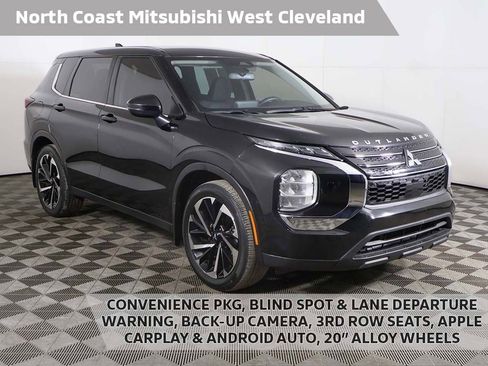 Used 2022 Mitsubishi Outlander ES image 1