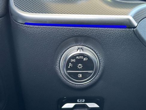 New 2025 Mercedes-Benz C 300 Sedan image 28