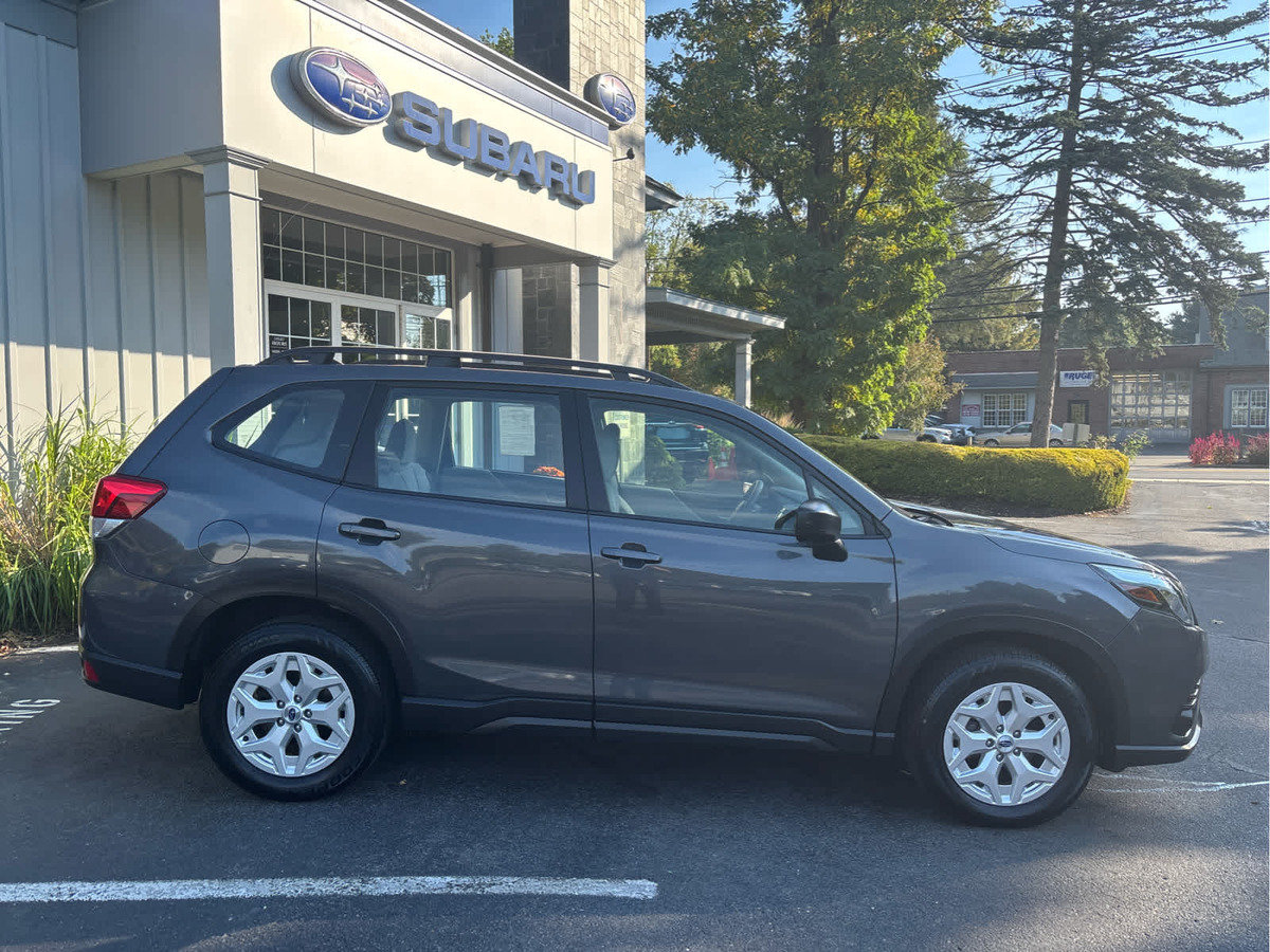 Certified 2024 Subaru Forester AWD/4WD image 2