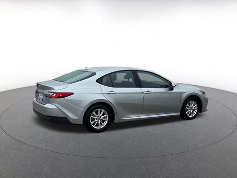 Used 2025 Toyota Camry LE image 15