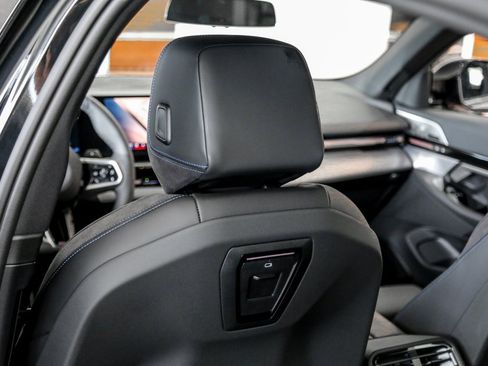 Used 2026 BMW 530i xDrive w/ M Sport Package image 15