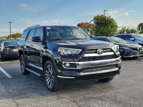 Used 2020 Toyota 4Runner Limited image 2