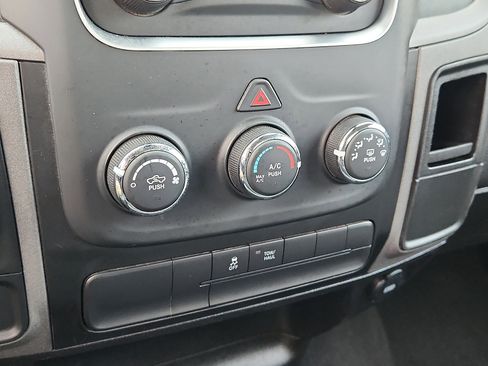 Certified 2021 RAM 1500 Tradesman w/ Popular Equipment Group image 14