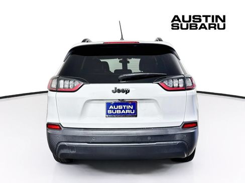 Used 2020 Jeep Cherokee Latitude Plus FWD image 6