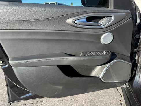 Used 2018 Alfa Romeo Giulia Ti Sport w/ Quick Order Package 22U Sport image 15