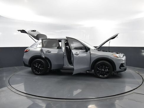 Used 2024 Honda HR-V Sport image 38