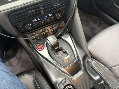 Used 2020 Nissan GT-R Premium w/ Premium Interior Package image 24