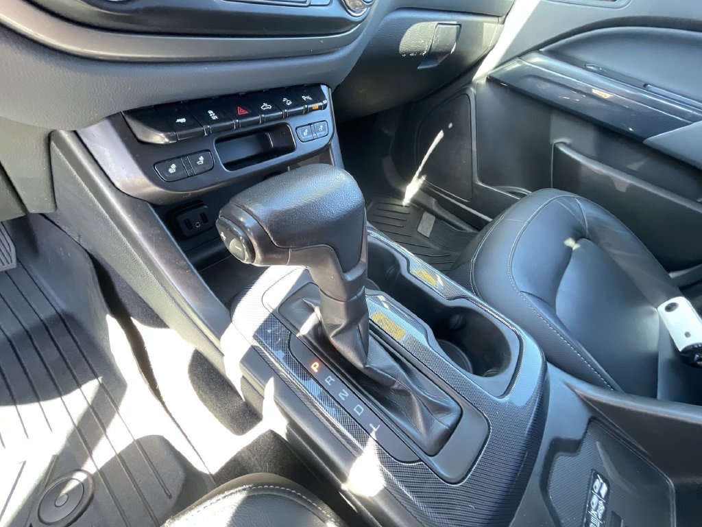 Certified 2020 Chevrolet Colorado Z71 w/ Z71 Midnight Edition RWD image 16