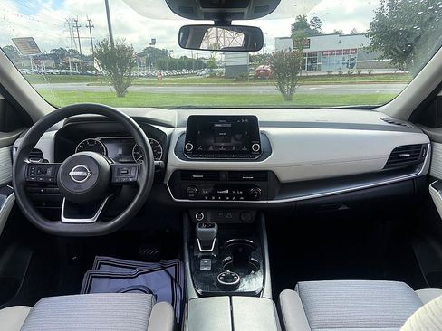 Certified 2023 Nissan Rogue SV AWD/4WD image 28