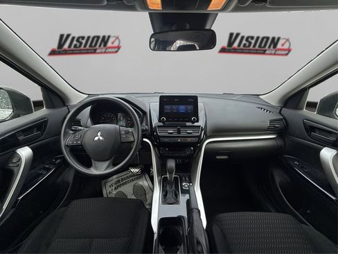 Used 2022 Mitsubishi Eclipse Cross LE image 23