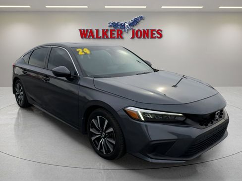 Used 2024 Honda Civic EX-L image 1